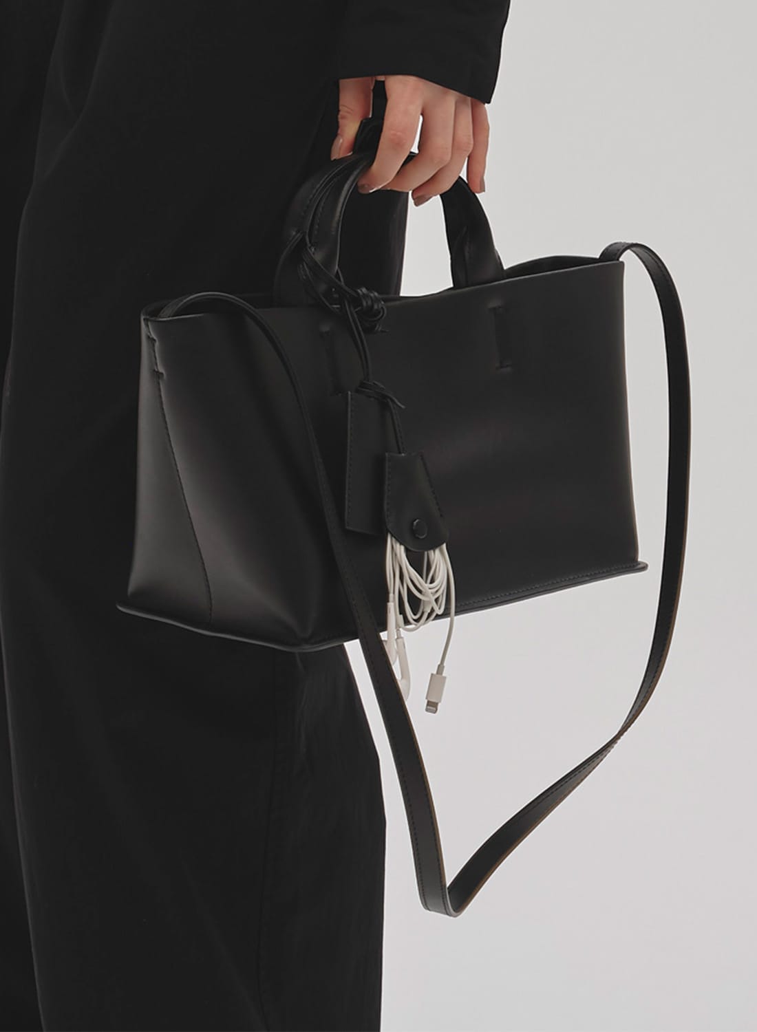25FW先行予約】TODAYFUL(トゥデイフル)/Useful Leather Bag (M