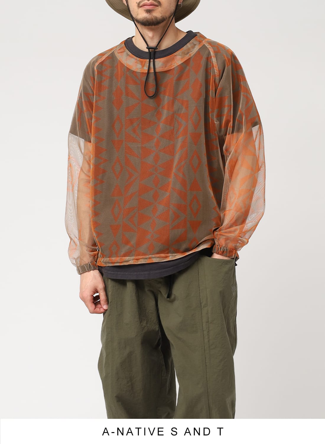South2 West8（サウスツー ウエストエイト）Bush Crew Neck