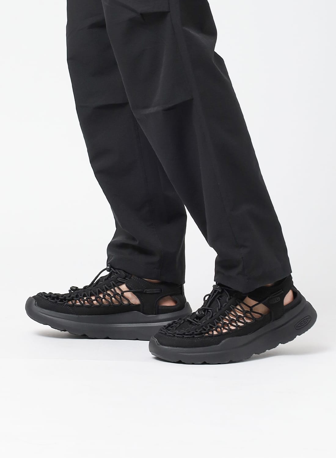 KEEN（キーン）UNEEK WK（ユニーク ダブルケー）メンズ サンダル