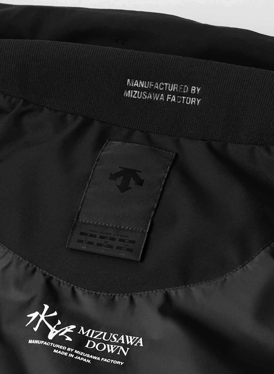 DESCENTE デサント　美品　160 150 DESCENTE MODULARIZE V1 24.1 – KICKS LAB.