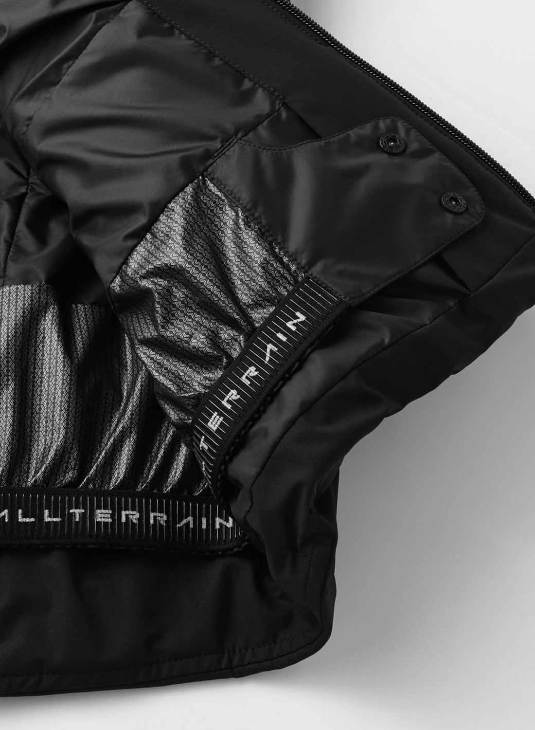 DESCENTE ALLTERRAIN（デサント オルテライン）MIZUSAWA DOWN