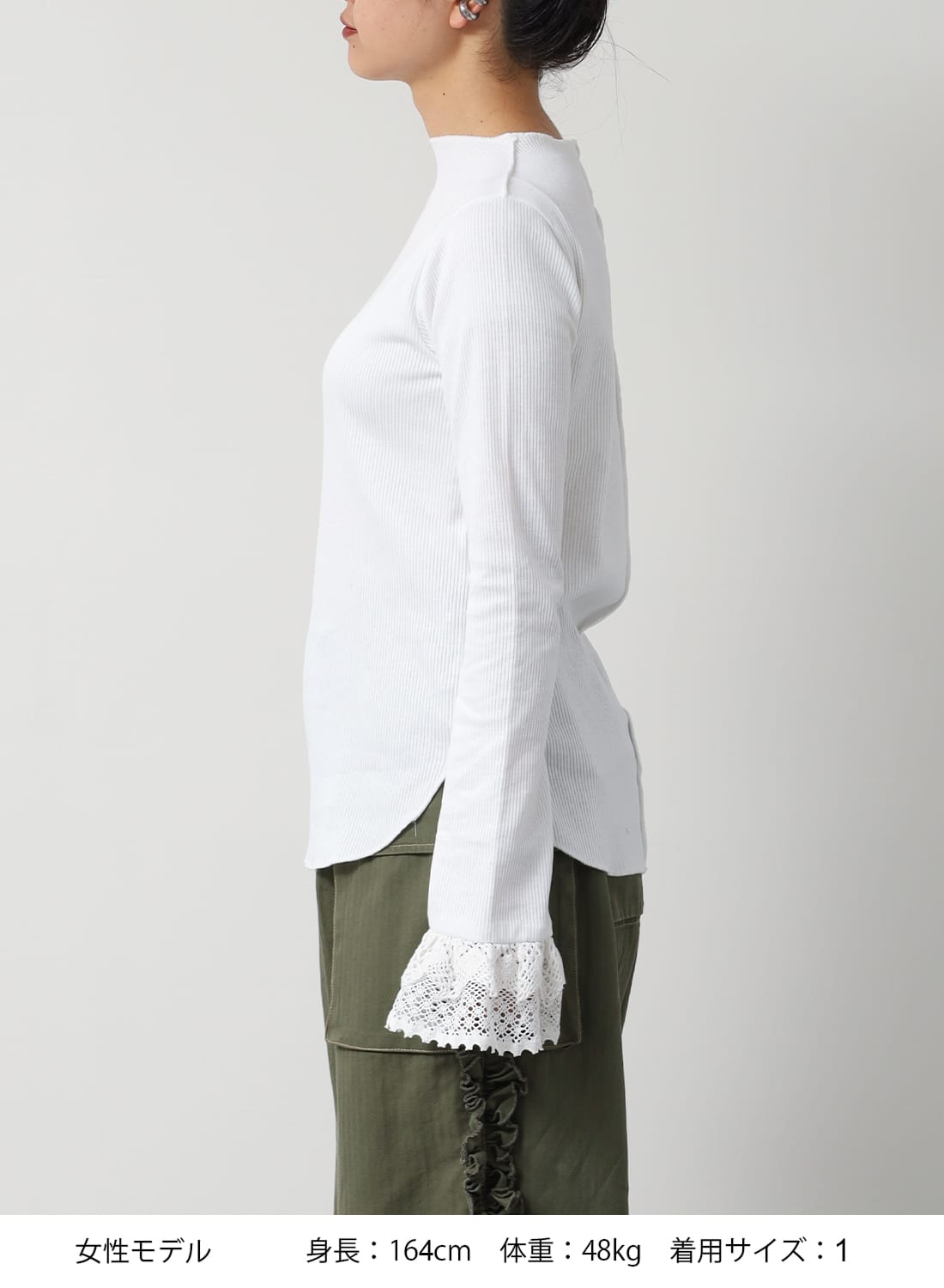 RHODOLIRION(ロドリリオン)/Ribbed Lace Cuff Pullover Tee