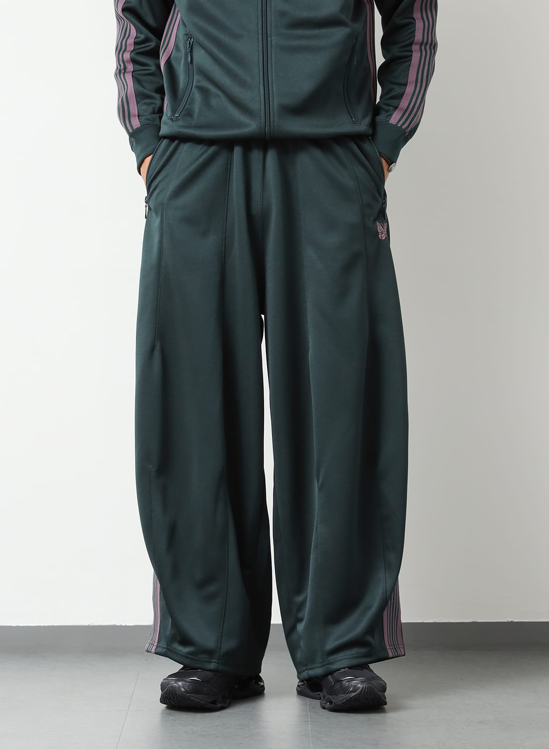 NEEDLES（ニードルズ）H.D. Track Pant - Poly Smooth（ヒザデル