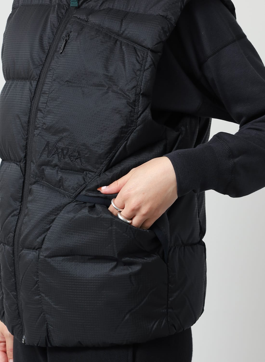 [最終価格]NANGA マゼノリッジベスト Lサイズ 楽天市場】ナンガ NANGA ジャケット メンズ 24FW マゼノ リッジ ベスト